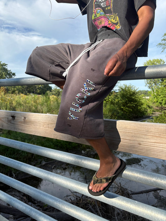 Yucki “Gemstone” 3/4 shorts
